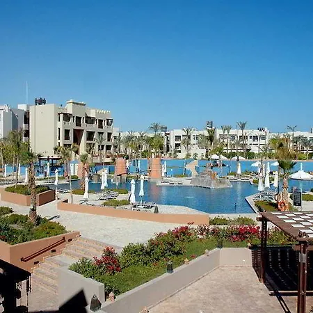 Crowne Plaza Resort Sahara Sands Port Ghalib