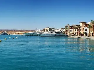 Szálloda Crowne Plaza Sahara Sands 5*