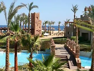 Crowne Plaza Sahara Sands 5*