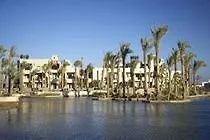 Crowne Plaza Sahara Sands Szálloda
